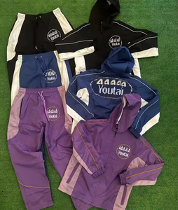 Chaqueta cortavientos personalizada estilo streetwear con cremallera, 100% nailon, con parches, para hombre, ideal para gimnasio y deporte. - Product Image 4