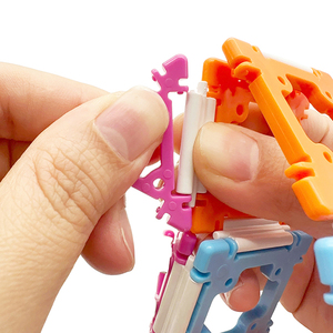 98 pièces de blocs de construction STEM, jouet mathématique rotatif, vente en gros OEM pour l'école et la maison - Product Image 6