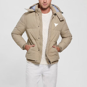 Veste matelassée légère et respirante pour sports d'hiver, avec logo frontal, idéale pour l'entraînement de football - Product Image 4