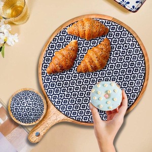 Plateau rond en bois design pour café, restaurant et service à domicile moderne, élégant plateau de présentation alimentaire en provenance d'Inde - Product Image 2