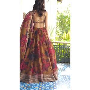 Lehenga Choli Designer Party Wear avec impression numérique Taille 2XL - Product Image 1