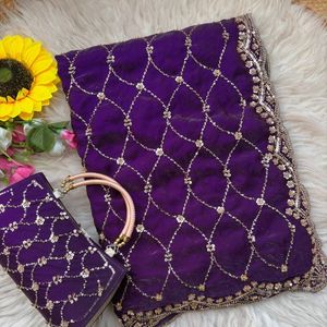Sari en soie premium avec perles dorées et bordure ajourée, chemisier assorti de créateur, prix de gros par Royal Export - Product Image 3