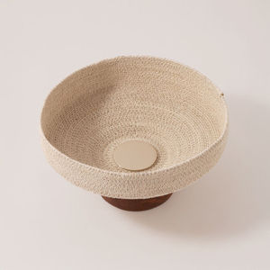 Cesta Tejida a Mano con Base de Madera, Plato Decorativo Minimalista para Servir, Color Beige Natural - Product Image 2