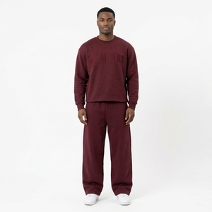 Conjunto de Sudadera con Cuello Redondo Color Borgoña para Hombre y Pantalones Deportivos de Pierna Ancha, Conjunto de Dos Piezas a Juego, Ropa Deportiva Informal - Product Image 1