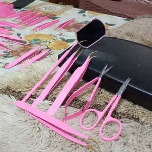 Pince à épiler antistatique en acier inoxydable pour extensions de cils, outil de lifting des cils à volume pointu, poignée miroir, ensemble d'outils de beauté - Product Image 4