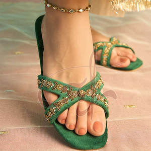 รองเท้าแตะสไลด์คุณภาพดี น้ำหนักเบา ดีไซน์ใหม่ ขายส่ง ผลิตในปากีสถาน ราคาถูก บริการ OEM - Product Image 3