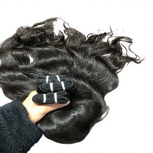 Extensiones de Cabello Humano Natural Ondulado de Templo Indio 100% Natural, Crudo, Sin Procesar, de un Solo Donante, con Cutícula Alineada, en Paquetes al Por Mayor - Product Image 1