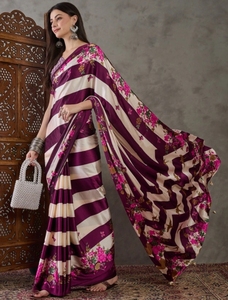 Sari de Mezcla de Seda con Estampado Floral Paisley y Estampado Geométrico Estilo Bollywood KV - Product Image 5