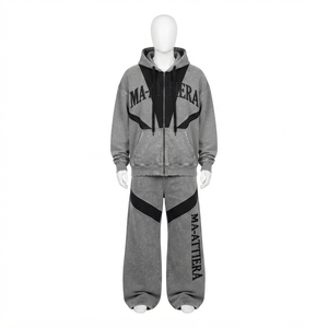 Conjunto Deportivo Personalizado para Hombre, Sudadera con Cierre y Capucha en Gris Lavado, Pantalones Deportivos de Pierna Ancha con Paneles en Contraste, Estilo Urbano - Product Image 3