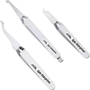 Kit de 3 pinces à action inversée pour le retrait de brackets et l'application d'aligneurs dentaires professionnels - Product Image 1