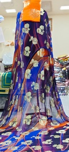 ชุดแต่งงานฟารันซาวีขายดี คุณภาพสูง ผ้าไหมแท้ 100% ระบายอากาศได้ดี พิมพ์ลายหลากสี ประดับคริสตัล ดีไซน์แบบดิรัก โซมาลี ทอแบบดั้งเดิม - Product Image 3