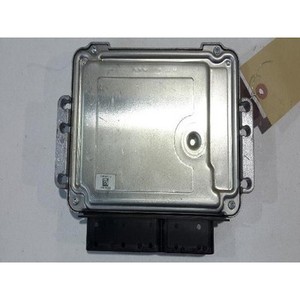 ECUs y Módulos de Computación Usados para Tucson 3911027325 - Product Image 4