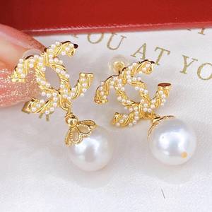 Pendientes Colgantes de Perlas Edison de Agua Dulce de 11 mm, Estilo Europeo y Americano, Doble C, Joyería de Verano - Product Image 1