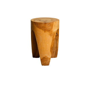 Taburete Trípode de Madera de Teca Sólida ARTERRA Premium para Uso en Hoteles y Apartamentos - Asiento Versátil en Espacios Rústicos/Modernos Hecho a Mano - Product Image 1