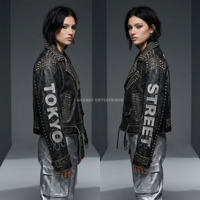 Blouson Moto Femme en Cuir de Vachette Noir, Style Punk, avec Broderie Tête de Mort et Ailes, Clous et Imprimé au Dos 'Rebel Soul'