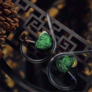 Écouteurs intra-auriculaires dynamiques TANGZU <span class=keywords><strong>WANER</strong></span> SG 2 Édition Jade Dragon 10 mm en PET avec étui de rangement en silicone et embout Sancai à large ouverture - Product Image 4