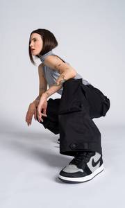 Pantalones Negros de Mujer, Cintura Alta, Elásticos, Corte Holgado, Largos, Color Sólido, Estilo Urbano, Material de Algodón - Product Image 1