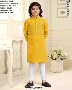 Kurta de Algodón Verde para Niños con Pijama Blanco, Corte Regular, Largo Midi, Estilo Tradicional Indio MK000103, Todas las Temporadas - Product Image 2