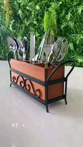 Elegante Portacubiertos de Madera Natural para la Mesa de Comedor, Creando una Experiencia Cálida y Acogedora - Product Image 4