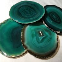 Sous-verre en cristal de luxe Aameena Agate Top Deal |   Sous-verres en pierre précieuse verte, bord plaqué or, poli, géométrique |   Fait main