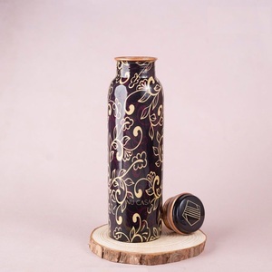 Botella de Agua de Cobre Nu Casa con Diseño Floral, Portátil para Viajes - Product Image 1