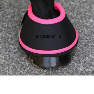 รองเท้ากันกระแทกสำหรับม้าคุณภาพสูง คุณภาพเยี่ยม เข้ารูปกับกีบม้าอย่างสมบูรณ์แบบ สีชมพู คู่หนึ่ง - Product Image 4