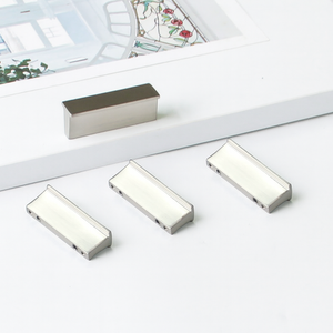 Tirador de Aleación de Zinc Moderno y Minimalista Disponible para OEM, para Gabinetes de Cocina, Mesitas de Noche, Cajones de Baño, Herrajes para Muebles - Product Image 4