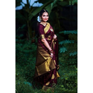 DESIGNER LICHI SOIE JAQUARD TRAVAIL DE Tissage SAREE AVEC BLOUSE NON COUSÉE MARRON - Product Image 2