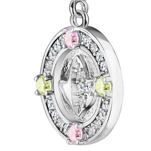 Boucles d'oreilles pendantes en cristal argenté rose et vert avec motif de feuille en relief et détail de pierre scintillante, bijoux de mode pour femmes - Product Image 3