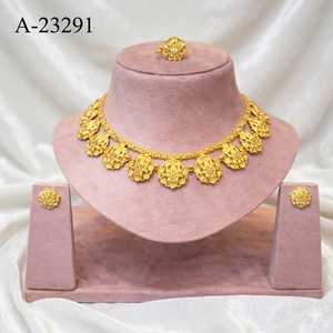 Conjunto de collar nupcial floral tradicional de circonita chapado en oro con pendientes a juego |   Joyería nupcial india Modelo 23291 - Product Image 1