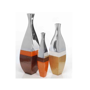Vase de sol en aluminium avec design à rainures verticales pour la décoration de la maison, vase de sol fait main en promotion - Product Image 6