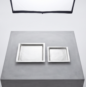 Plateau décoratif moderne en aluminium texturé moulé, ensemble de vaisselle de cuisine et de salle à manger, lot en vrac - Product Image 1