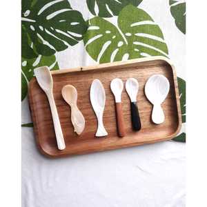 Cuillère en corne faite à la main, forme naturelle, décoration rustique, ustensile écologique - Product Image 3