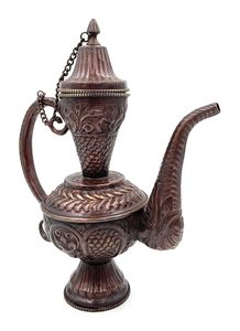 Pichet décoratif Surahi en laiton artisanal, pot, bouilloire, vase à fleurs vintage en métal, objet de décoration pour la maison - Product Image 6