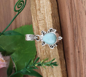 Collar de Plata de Ley 925 con Larimar Natural, Chapado en Platino, Estilo Vintage, Piedra de Delfín Azul Caribe, Gema Oceánica, Joyería Fina - Product Image 1