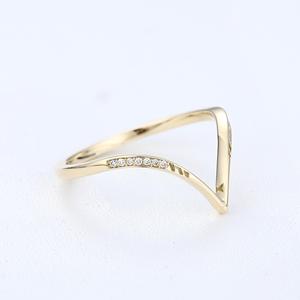 Anillo de Diamantes para Mujer, Corte Brillante Redondo, Banda con Engaste de Canal - Product Image 4