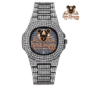 Montre de luxe pour homme en acier inoxydable avec diamants Moissanite, cadran en cristal brillant, bracelet métallique et design de lunette distinctif - Product Image 1