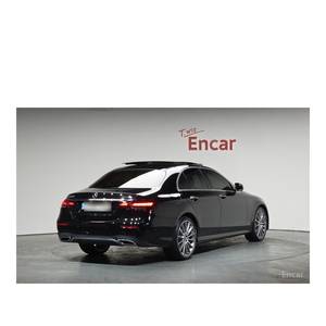 Mercedes-Benz Classe E E350 4MATIC AMG Line 2023, 39 890 km, boîte automatique, sièges en cuir, conduite à gauche, caméra de recul - Product Image 2