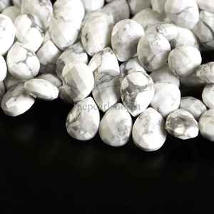 Perles de howlite naturelle en forme de poire, facettées, 8x11 à 9x12 mm, perles de howlite blanches pour la création de bijoux, perles briolette en forme de poire - Product Image 4
