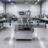 Machine de remplissage de liquides à pompe magnétique entièrement automatique UPK à 4 buses, machine de remplissage de bouteilles d'eau et de spiritueux de haute précision
