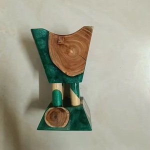 Escultura de Madera con Resina Epoxi Verde Abstracta, Arte Irregular, Decoración para el Hogar - Product Image 2