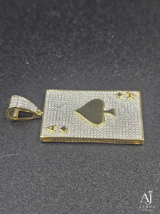 AARVA JEWELS Colgante de Moissanita con Letra As de Espadas, Plata 925 Multicapa, Corte Brillante, Estilo Hip Hop - Product Image 4