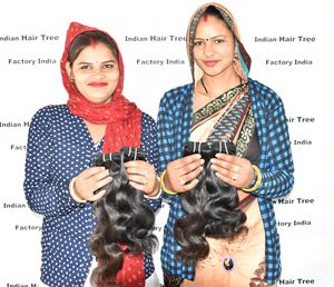 Extensiones de cabello humano indio al por mayor de fábrica, ondas corporales y ondas profundas, color negro natural, doble trama a máquina, extensiones de Vietnam. - Product Image 6