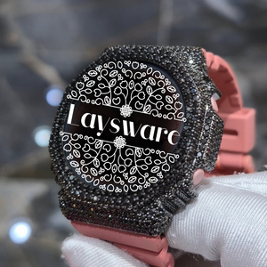 Montre exclusive en moissanite finition diamant noir, cadran rose, bracelet en caoutchouc de luxe inspiré des designers, pour hommes et femmes - Product Image 2
