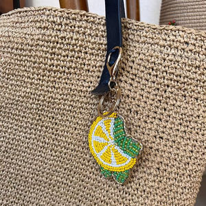 Breloques Kelsey Boot Designs en perles de rocaille, mignonnes, personnalisées, en forme d'étoile, pour le quotidien, cadeau pour fille, nouveau style tendance pour la création de bijoux perlés - Product Image 1