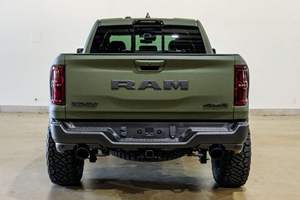 พร้อมส่งแรม2025 D0DGE 1500 Rho 4X4ตัวเลือกเต็มรูปแบบทำความสะอาดชื่อ Pre-owned - Product Image 3