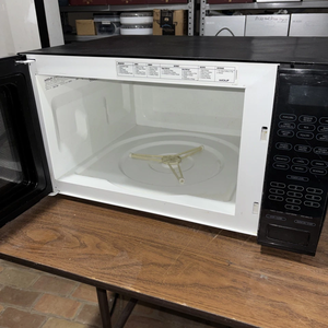 W-O-L-F C-o-u-n-t-e-r-t-op o-r M-o-u-n-t 24 M-i-c-r-o-w-a-v-e M-C-24  S-u-i-t-a-b-l-e ที่ใช้งานร่วมกันได้ - Product Image 2