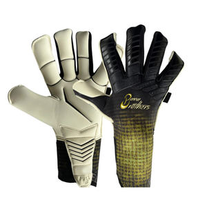 Gants de gardien de but en latex réglables avec design respirant et imperméable, protection UV et protection des doigts pour une utilisation en extérieur - Product Image 6