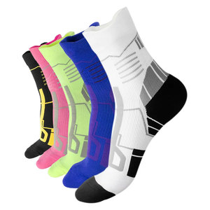 Econex Sports 2026 <b>Hot</b> Selling Breathable Long Shock Absorption Yoga Basketball Sports <b>Socks</b> Custom Logo High Quality - Product Image 1