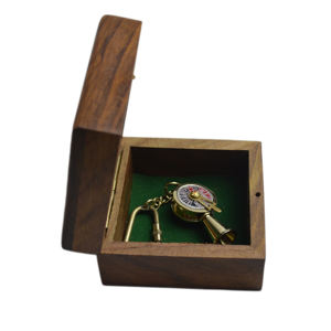 New Designer <b>Key</b> <b>Chain</b> With Completely Magnifier Shaped and Shiny Golden Colored Finishing Design <b>Key</b> Ring - Product Image 2